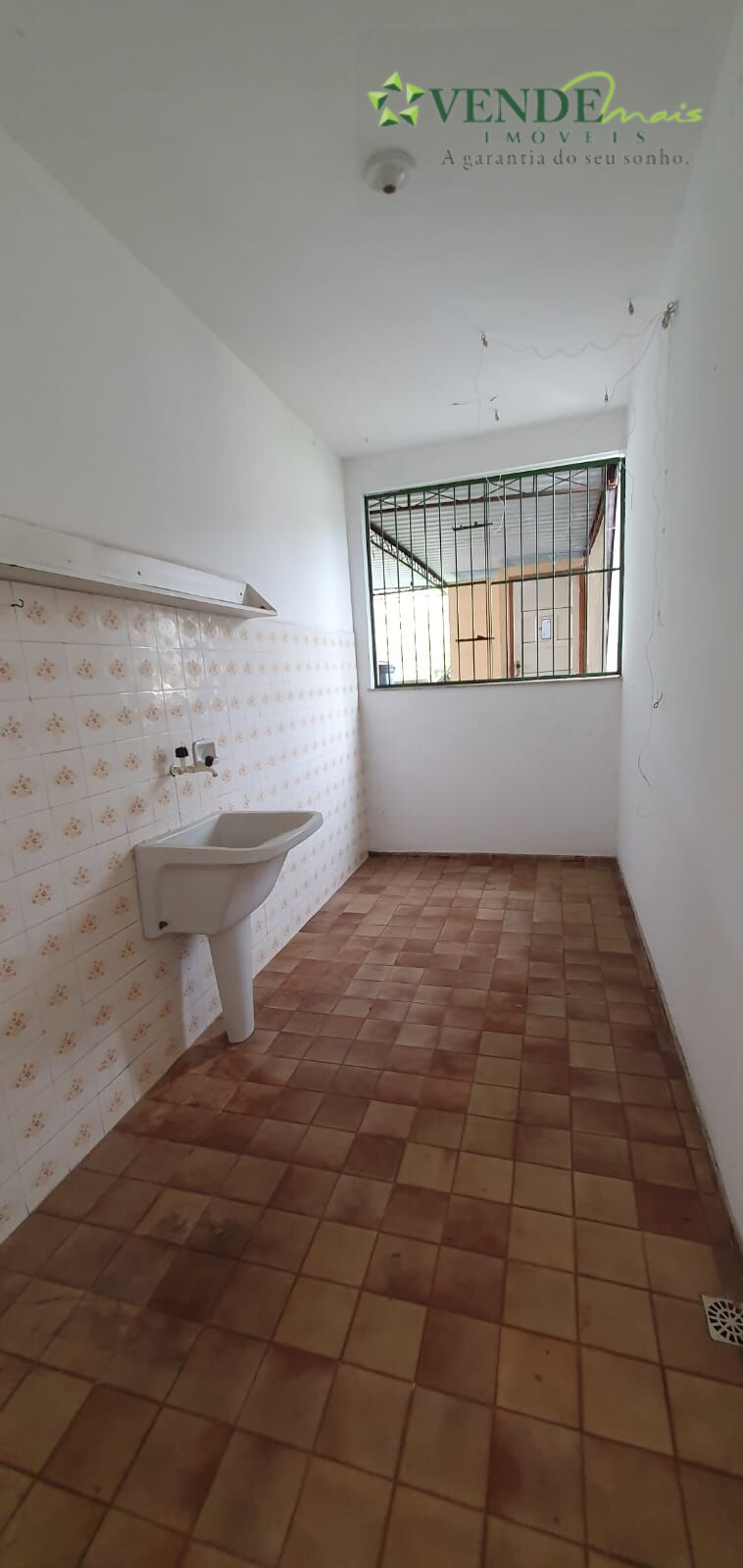 Apartamento à venda com 2 quartos, 64m² - Foto 27