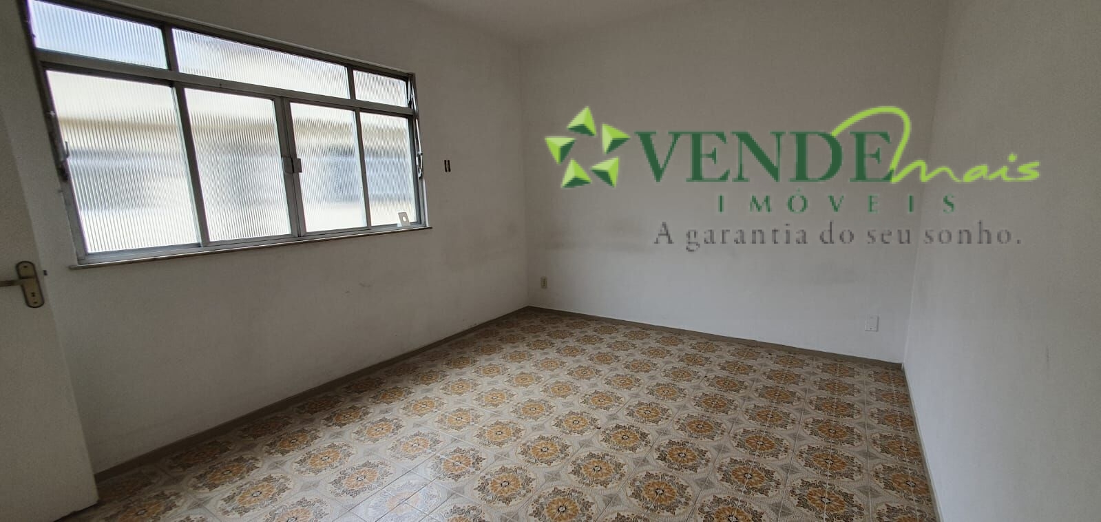 Apartamento à venda com 2 quartos, 64m² - Foto 24