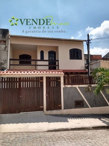 Casa à venda com 3 quartos, 155m² - Foto 1