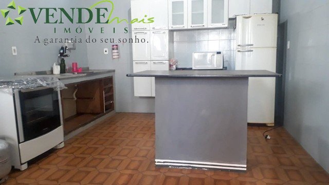 Casa à venda com 3 quartos, 58m² - Foto 9