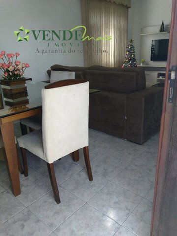 Casa à venda com 3 quartos, 100m² - Foto 3