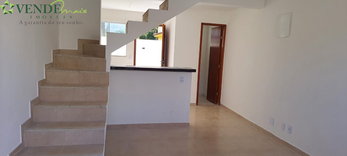 Casa à venda com 2 quartos, 65m² - Foto 11