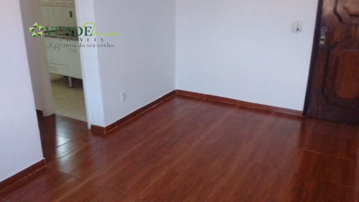 Apartamento à venda com 2 quartos, 60m² - Foto 2