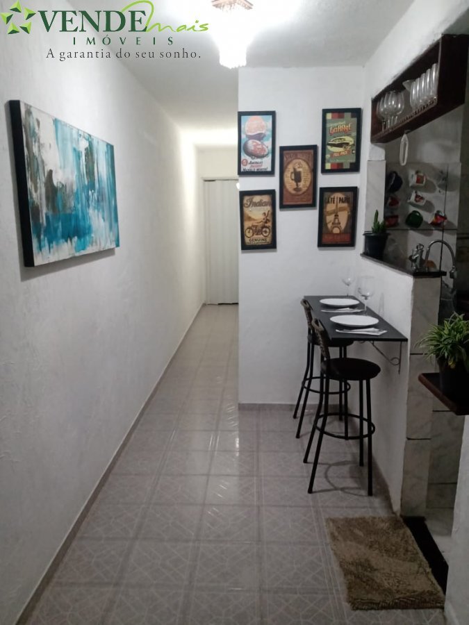 Casa à venda com 2 quartos, 60m² - Foto 6