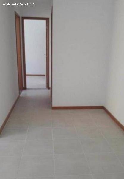 Apartamento à venda com 2 quartos, 60m² - Foto 9