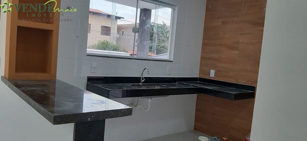 Casa à venda com 3 quartos, 108m² - Foto 29