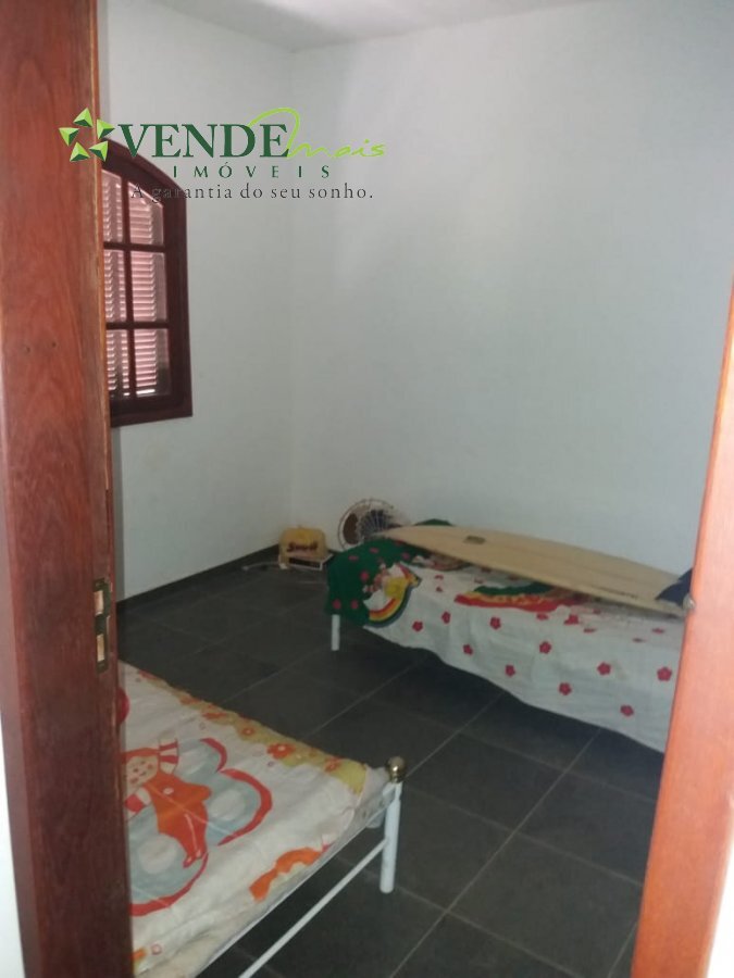 Casa à venda com 2 quartos, 600m² - Foto 7