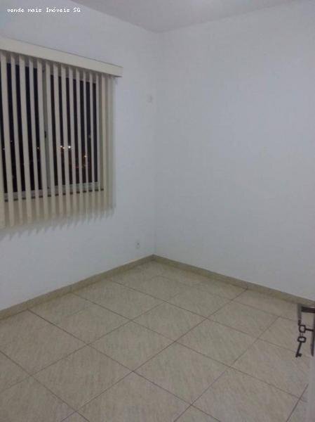 Apartamento à venda com 2 quartos, 60m² - Foto 4