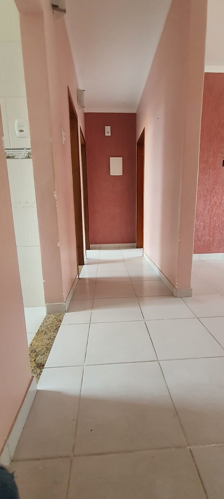 Apartamento à venda com 2 quartos, 60m² - Foto 2