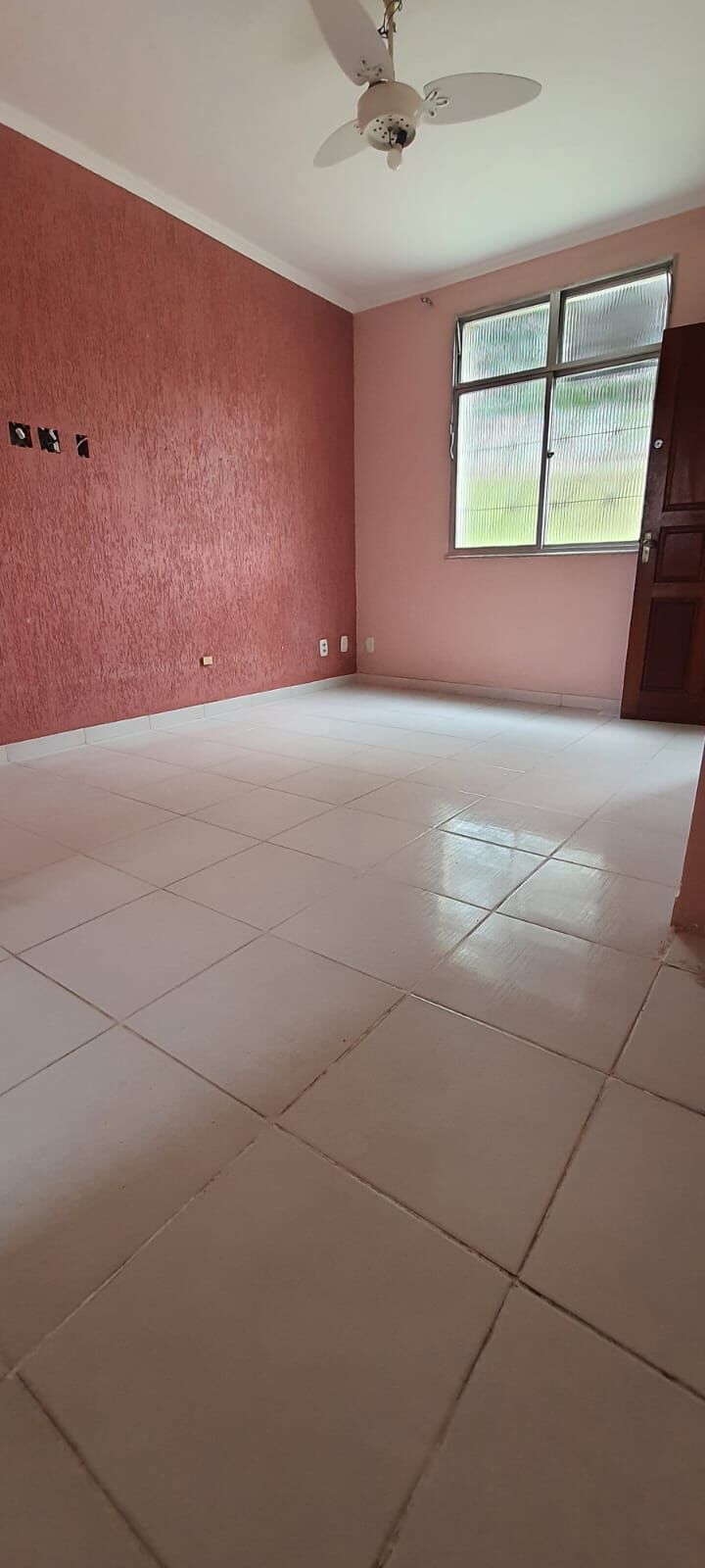 Apartamento à venda com 2 quartos, 60m² - Foto 1