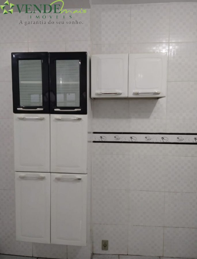 Casa à venda com 2 quartos, 90m² - Foto 6