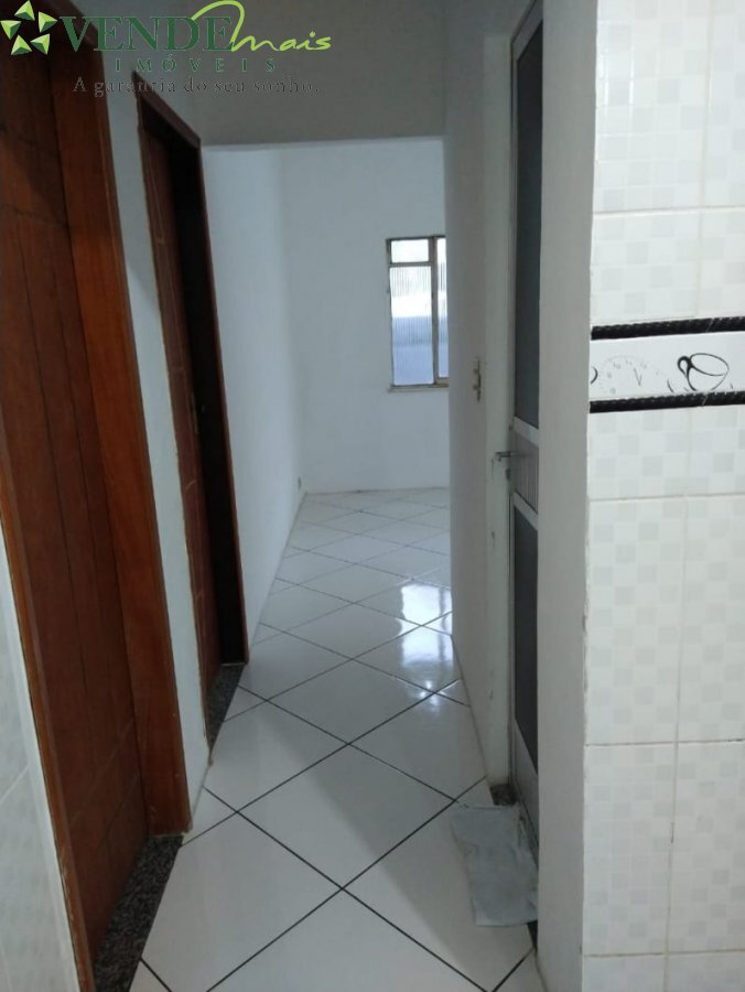 Casa à venda com 2 quartos, 90m² - Foto 7