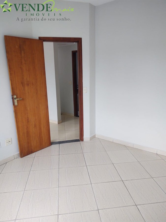 Apartamento à venda com 2 quartos, 90m² - Foto 5