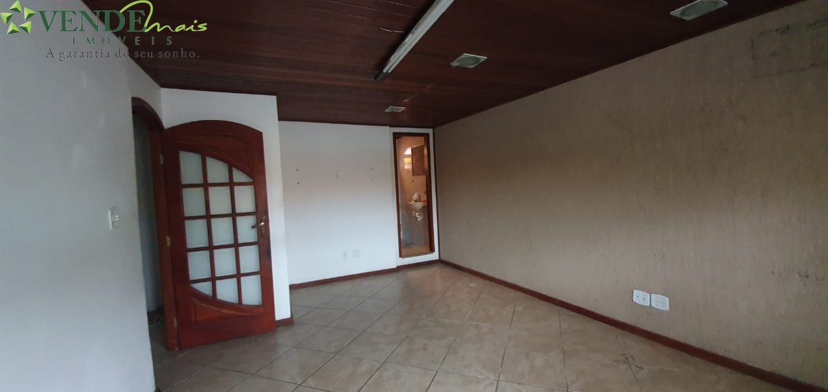 Prédio Inteiro à venda, 300m² - Foto 1