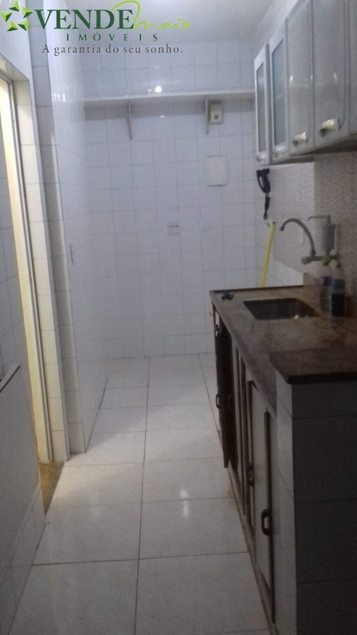 Apartamento à venda com 2 quartos, 70m² - Foto 5