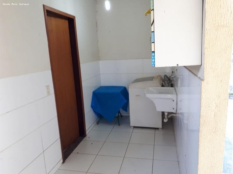 Casa à venda com 2 quartos, 60m² - Foto 16