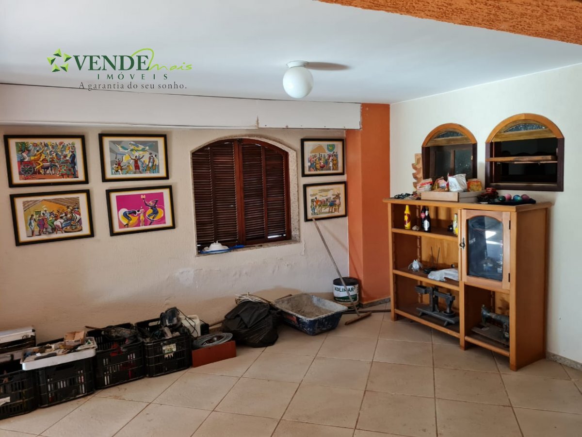 Casa à venda com 6 quartos, 550m² - Foto 42