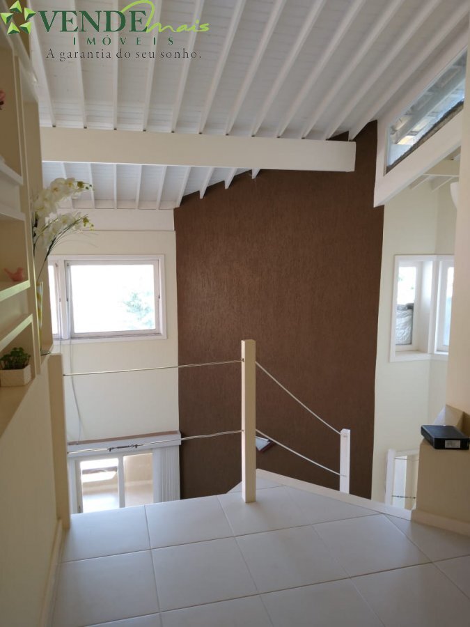 Casa à venda com 6 quartos, 390m² - Foto 20