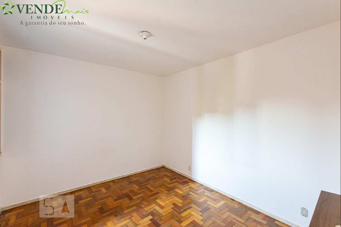 Apartamento à venda com 2 quartos, 75m² - Foto 13