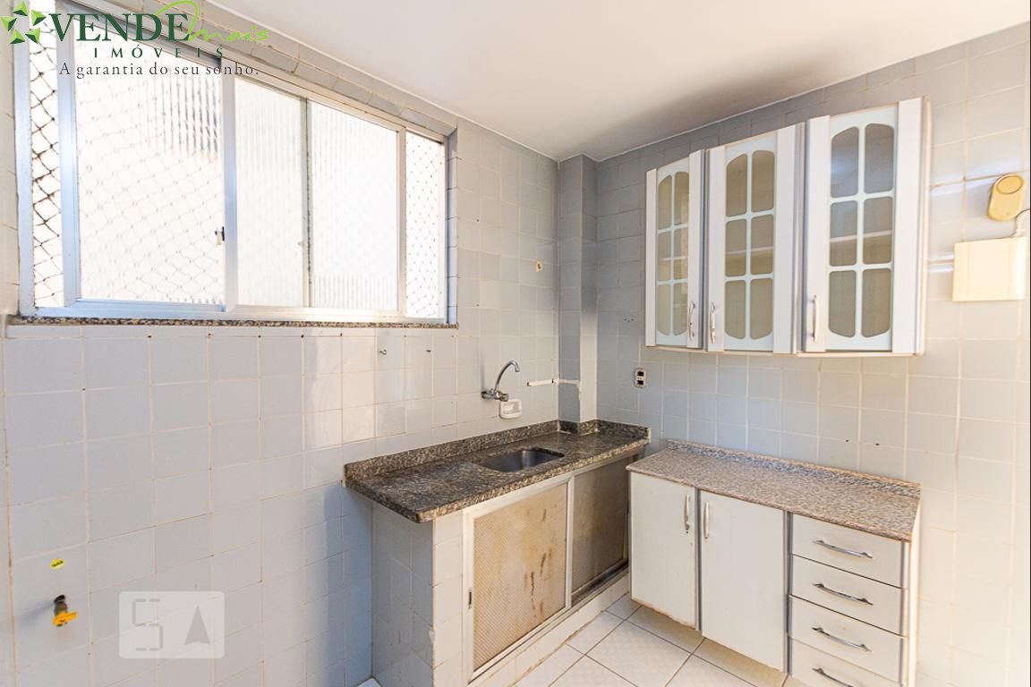 Apartamento à venda com 2 quartos, 75m² - Foto 9