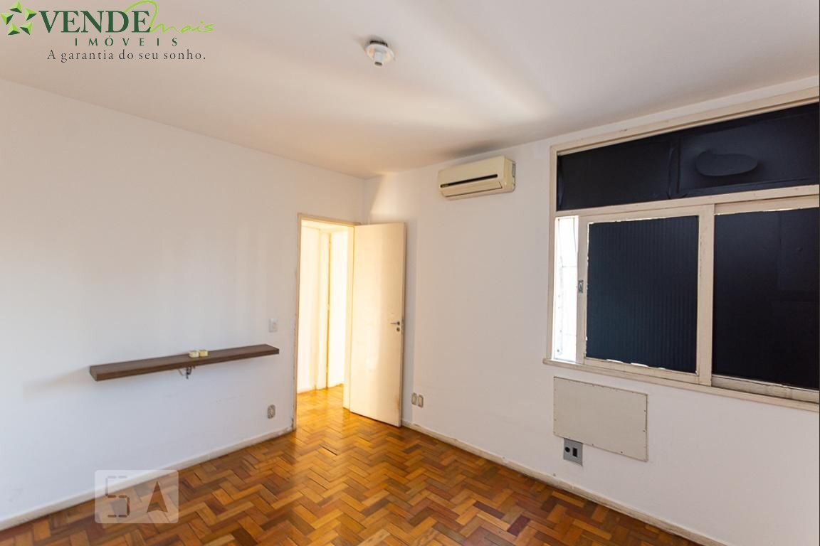 Apartamento à venda com 2 quartos, 75m² - Foto 5