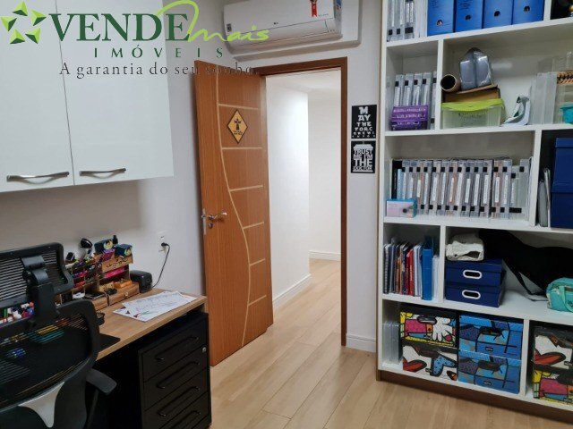 Apartamento à venda com 3 quartos, 140m² - Foto 8