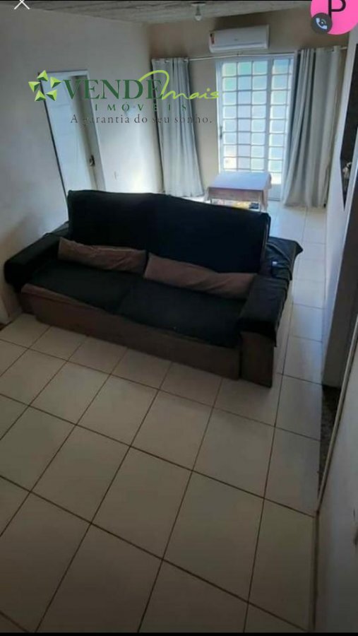 Casa à venda com 2 quartos, 80m² - Foto 3