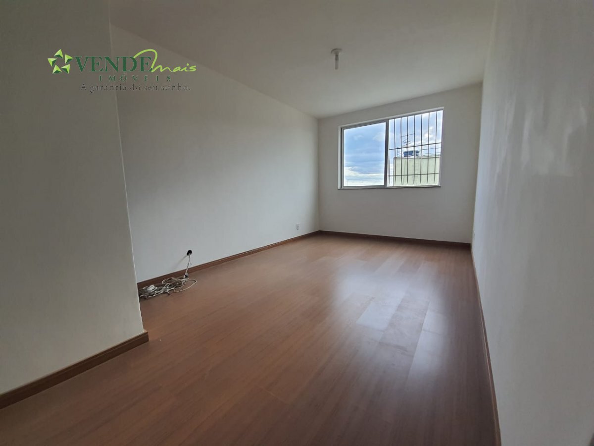 Apartamento à venda com 3 quartos, 80m² - Foto 1