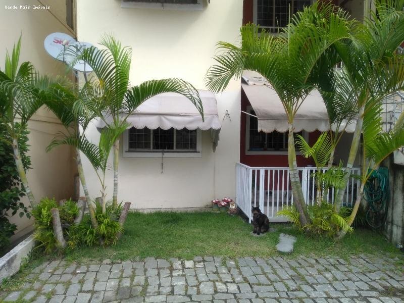 Casa à venda com 2 quartos, 72m² - Foto 15