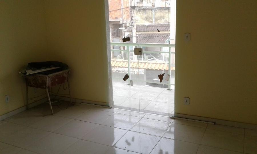 Casa à venda com 2 quartos, 65m² - Foto 9