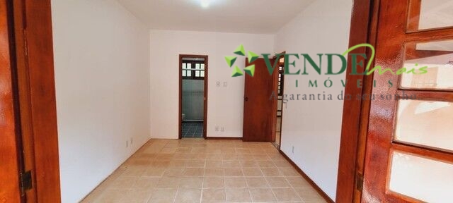 Casa à venda com 3 quartos, 105m² - Foto 13