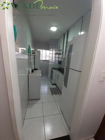 Apartamento à venda com 2 quartos, 75m² - Foto 4