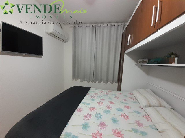 Apartamento à venda com 2 quartos, 75m² - Foto 26