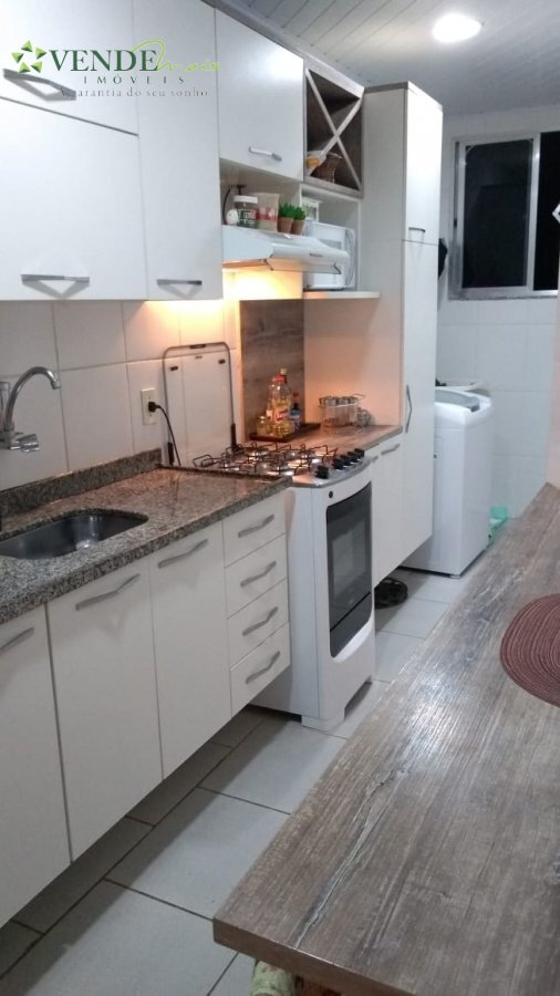 Apartamento à venda com 2 quartos, 61m² - Foto 2