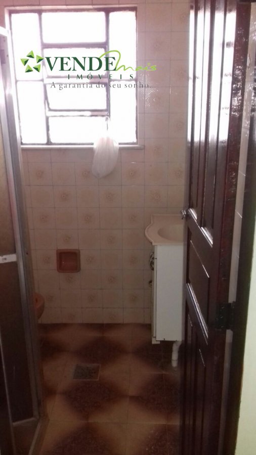 Casa à venda com 2 quartos, 260m² - Foto 9