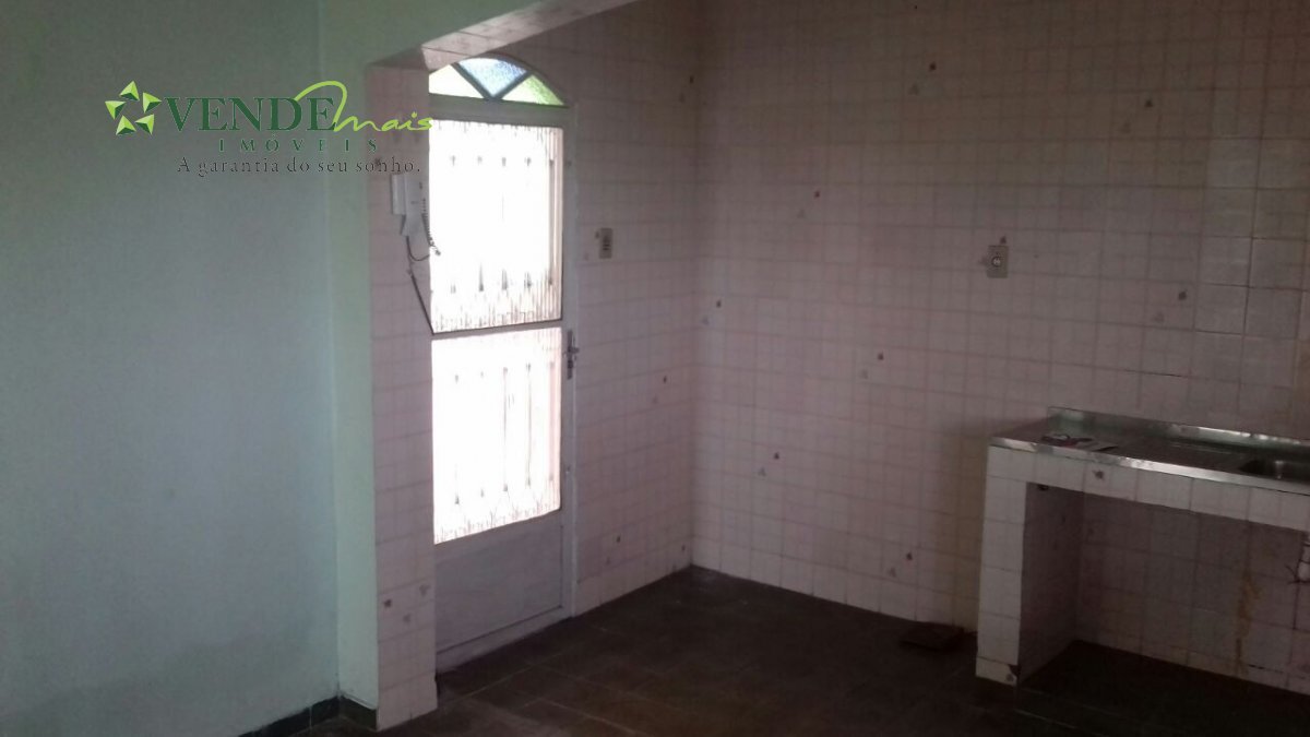 Casa à venda com 2 quartos, 260m² - Foto 10