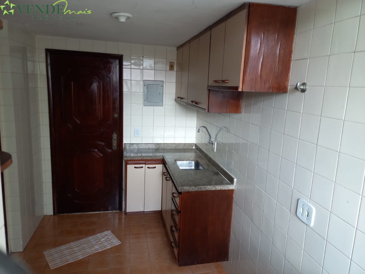 Apartamento à venda com 2 quartos, 65m² - Foto 11