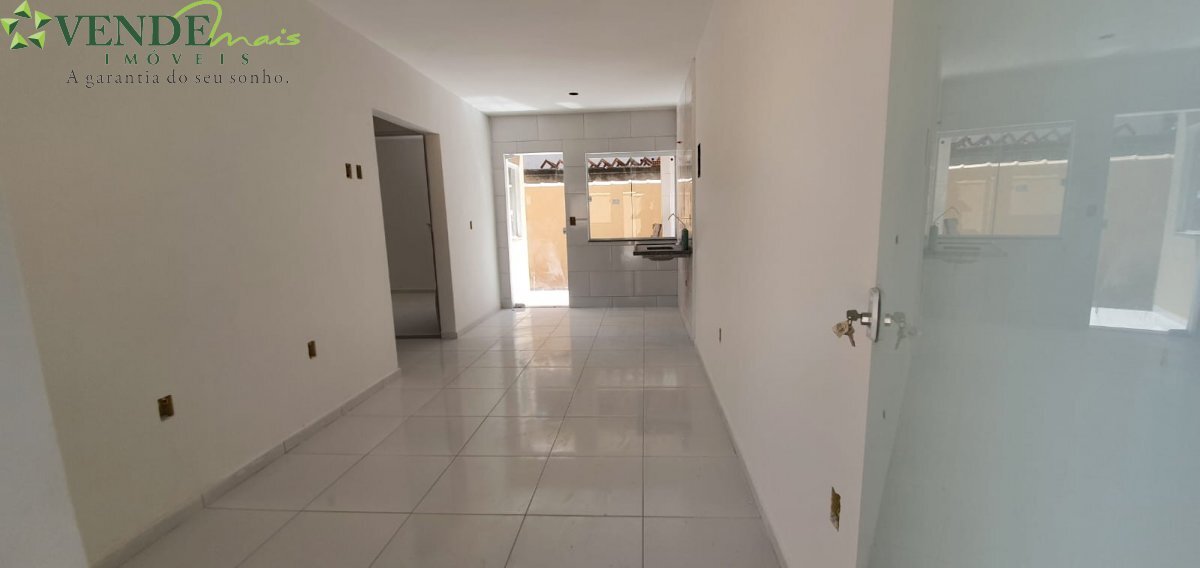 Casa à venda com 2 quartos, 60m² - Foto 16