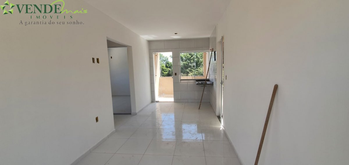 Casa à venda com 2 quartos, 60m² - Foto 25