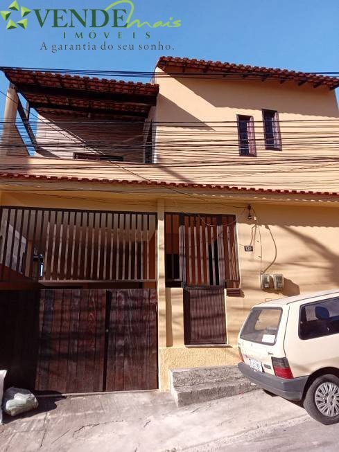 Casa à venda com 3 quartos, 140m² - Foto 1