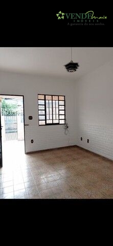 Casa à venda com 2 quartos, 100m² - Foto 10