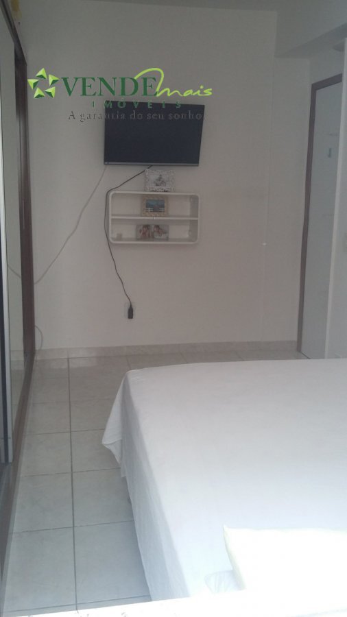 Apartamento à venda com 2 quartos, 65m² - Foto 11