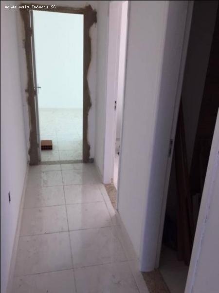 Apartamento à venda com 2 quartos, 65m² - Foto 9