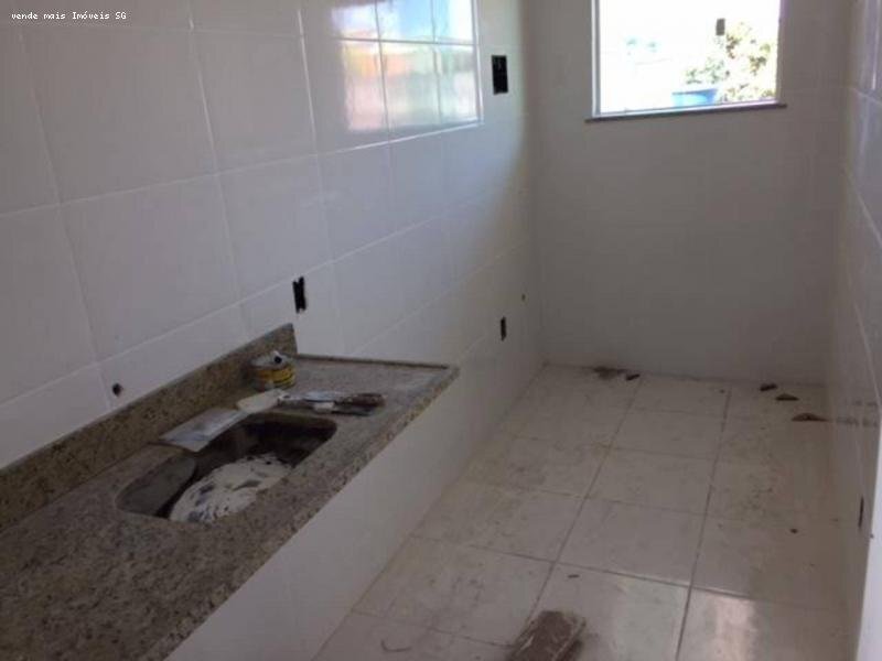 Apartamento à venda com 2 quartos, 65m² - Foto 2