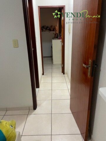 Apartamento à venda com 2 quartos, 60m² - Foto 3