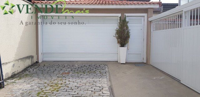 Casa à venda com 3 quartos, 200m² - Foto 2