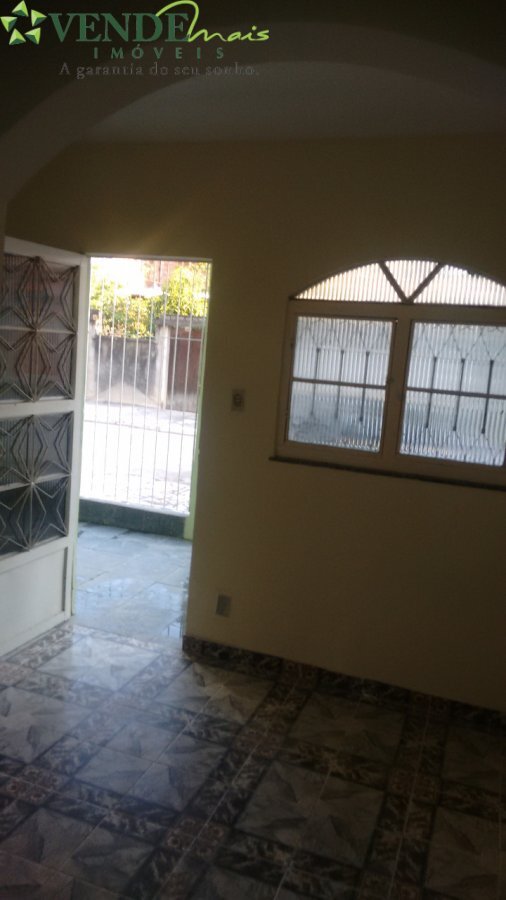 Casa de Condomínio à venda com 2 quartos, 240m² - Foto 4