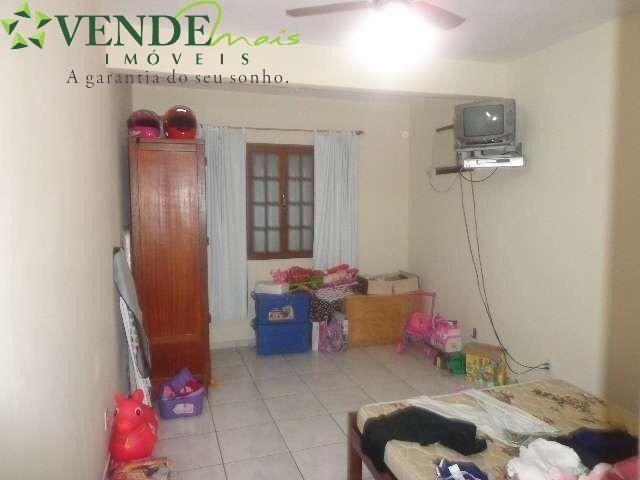 Casa à venda com 3 quartos, 230m² - Foto 12