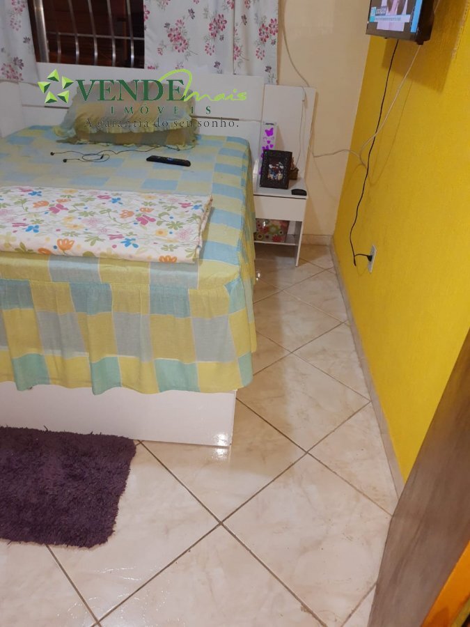 Casa à venda com 2 quartos, 50m² - Foto 26