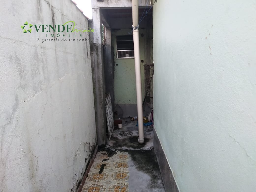 Casa à venda com 3 quartos, 80m² - Foto 26